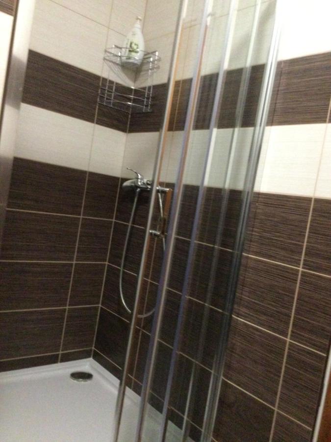 Hrusicka Restaurace A Penzion Hrusice Dış mekan fotoğraf